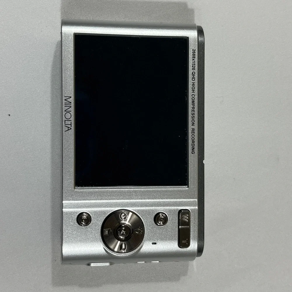 Minolta MND20 Digital Camera Silver 44MP 2K HD Compact Digicam